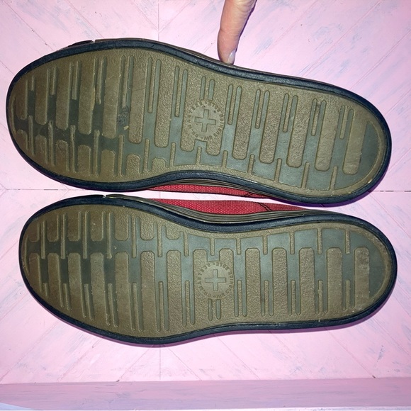 Dr Martens Vinnie Low Top Lace Up Red Black Brown EU43 M10 W11 - Picture 12 of 14